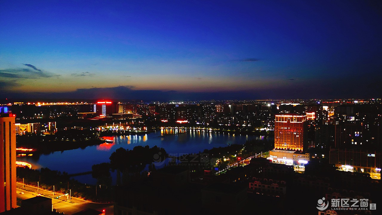 兰州新区栖霞湖城市风光