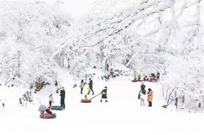 兰州新区“冰雪热”登上《人民日报》