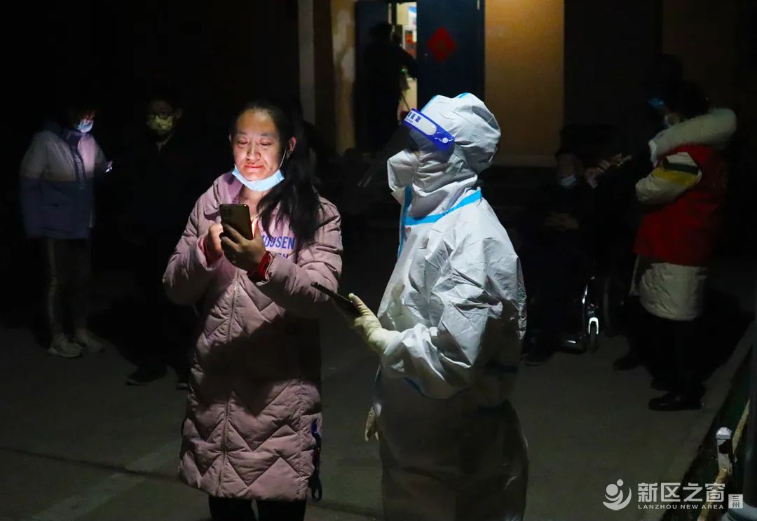 致敬最美逆行者，兰州新区感谢你们！
