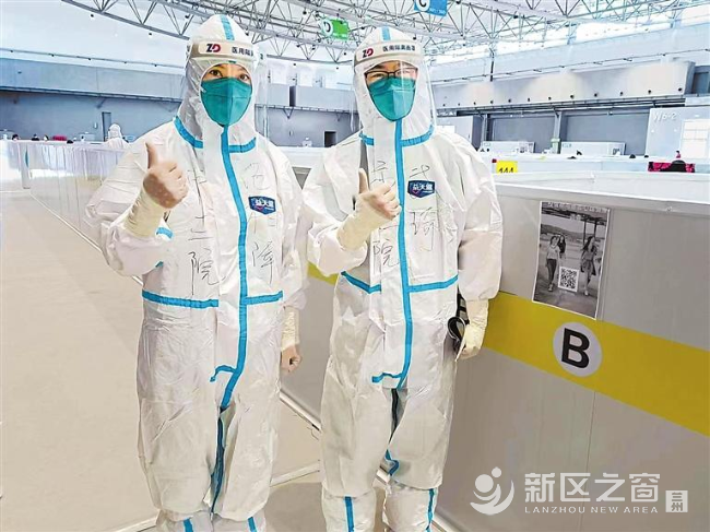 为患者建起“生命之舱” ——探访兰州新区绿地国际会展中心方舱医院