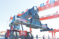 我省第二届物流行业职工职业技能大赛在新区举行 吴明明...