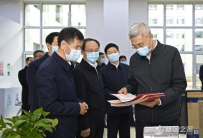 杨建忠主持召开新区党工委会议 传达学习省委书记尹弘调...