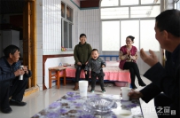 牢记老百姓的幸福就是共产党的事业 确保群众搬得出稳得...